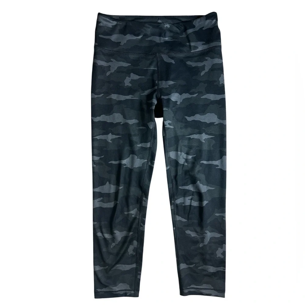 Athleta Girl High Rise Chit Chat Capri Camo Leggings